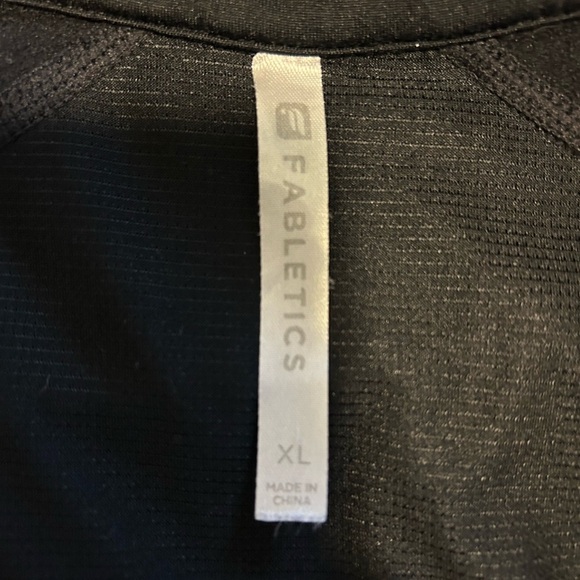 Women’s Fabletics Black Full Zip Athletic Jacket sz XL - Picture 2 of 12